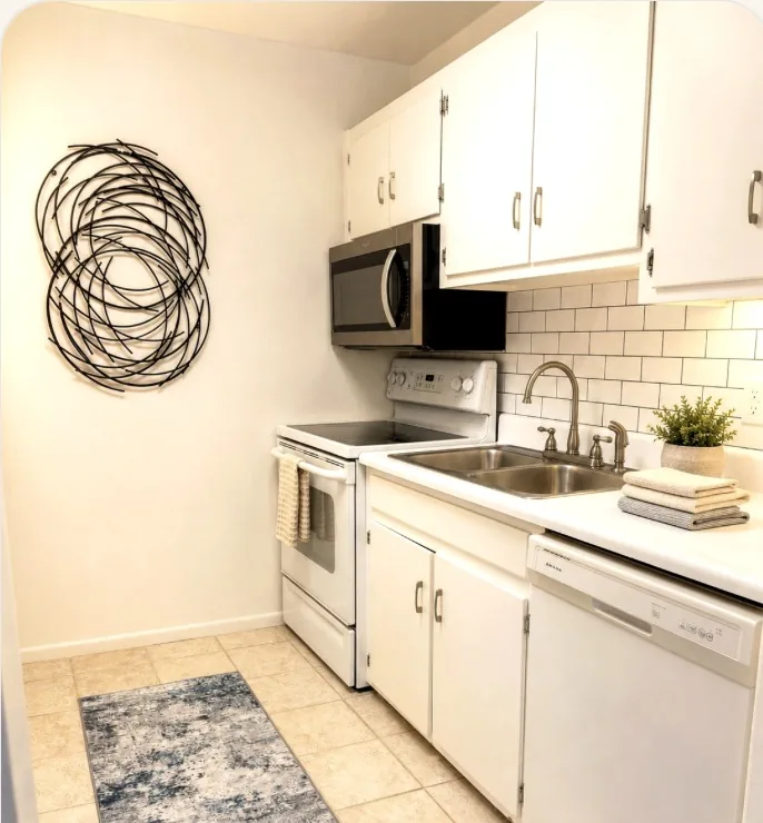 Hidden Treasure kitchen