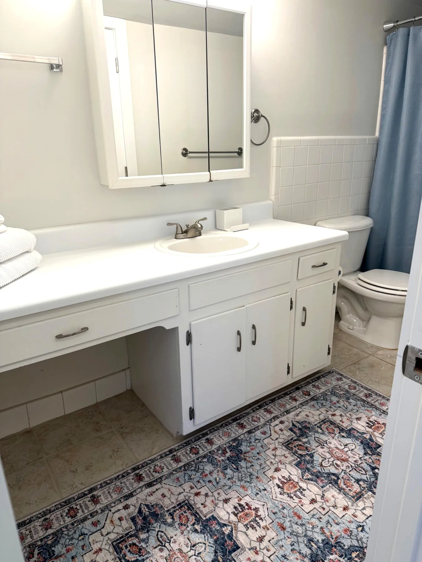 Hidden Treasure bathroom